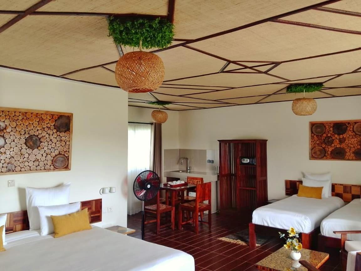 Bira Hotel Анцирабе Экстерьер фото