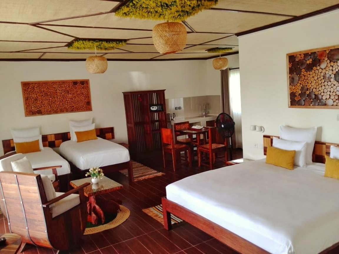 Bira Hotel Анцирабе Экстерьер фото